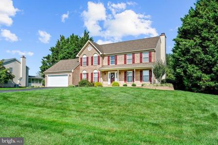 858 BULLEN DRIVE
