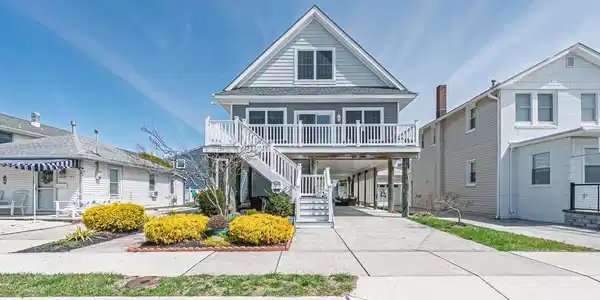 129 BALTIMORE AVENUE