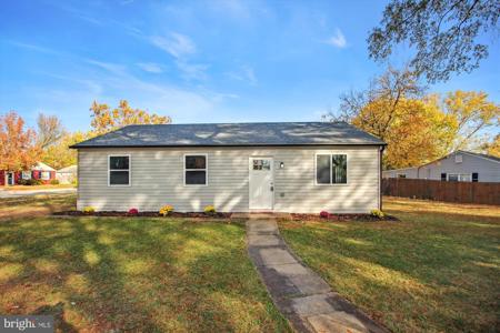 1700 SAUNDERS WAY