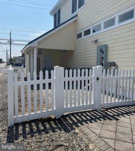 1412 LONG BEACH BOULEVARD U-A