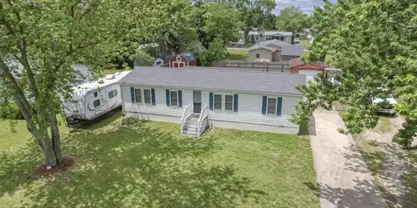 27564 CLOVER LANE