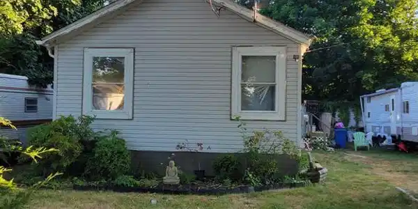 107 GENEVA AVENUE