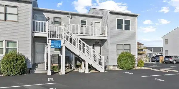 2813 TERN DRIVE