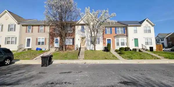 605 VILLAGER CIRCLE
