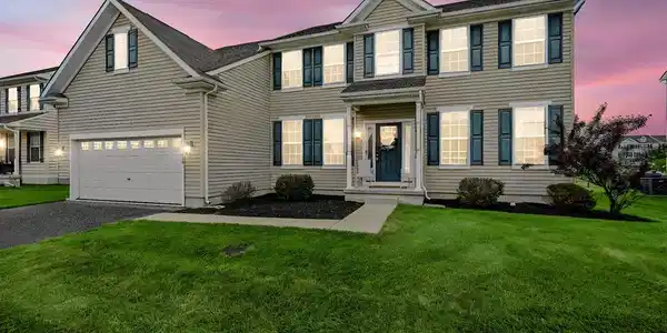 413 REDERICK LANE