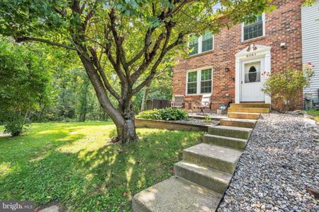 8081 NEWCOMB COURT