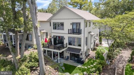 20 SHORE WALK ROAD