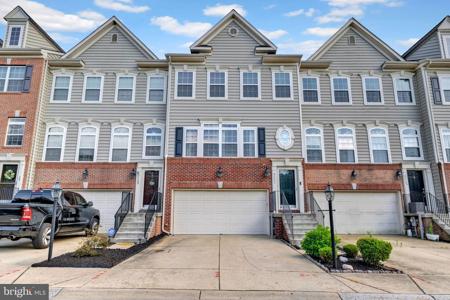 927 INDIGO BUNTING LANE