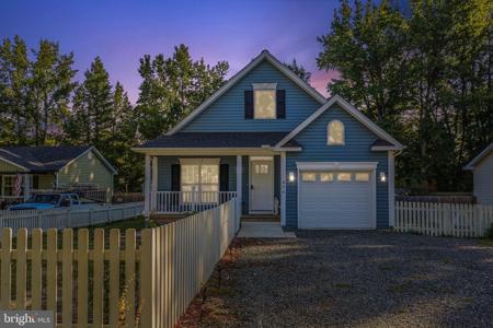 424 LAKEVIEW DRIVE