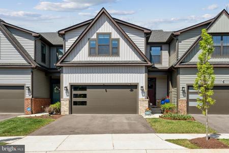 7193 WOLF TRAP COURT