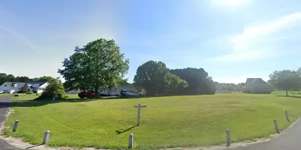 422 CIRCLE ROAD