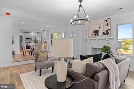 1610 SOLOMONS ISLAND ROAD