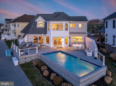 314 WHITE HERON COURT