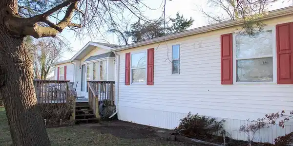 1061 LITTLE CREEK ROAD