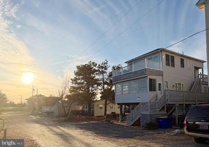 8 VIRGINIA AVENUE