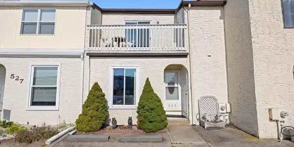 525 CASA DRIVE