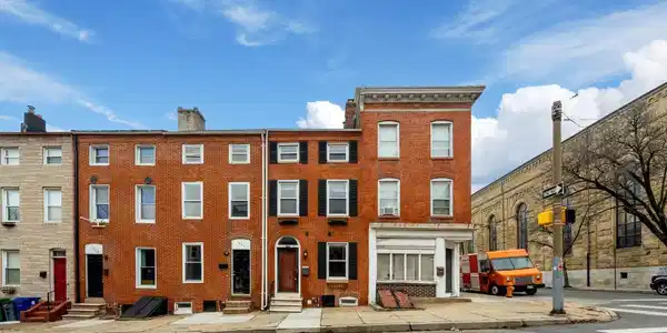 1826 LOMBARD STREET