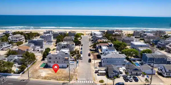 51 24TH STREET