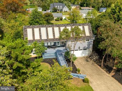 114 BAY VIEW DR
