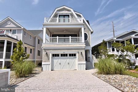 203 3RD STREET
