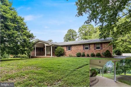 1541 STINNETT ROAD