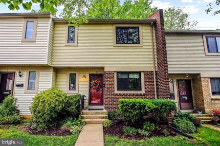 3 COPLEY COURT