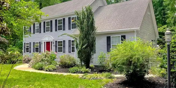 1425 ABBEY LANE