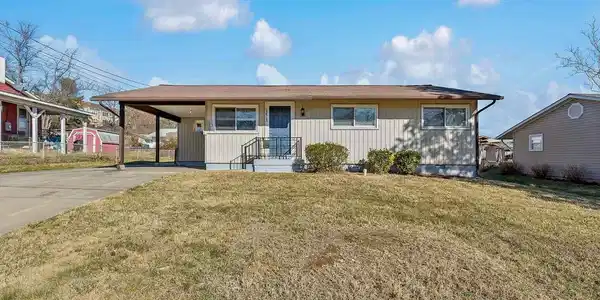 13513 FITZHUGH LANE
