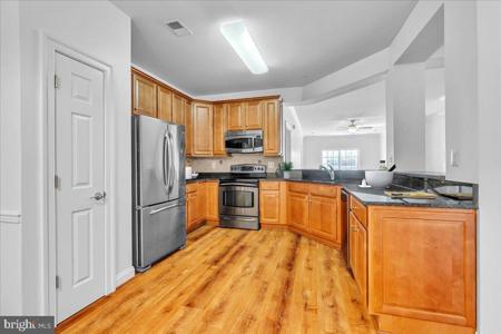 2700 WILLOW OAK DRIVE