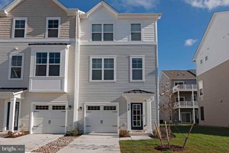 516 MARSHY COVE