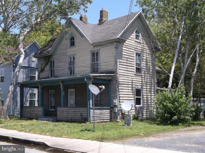 7 SECOND STREET