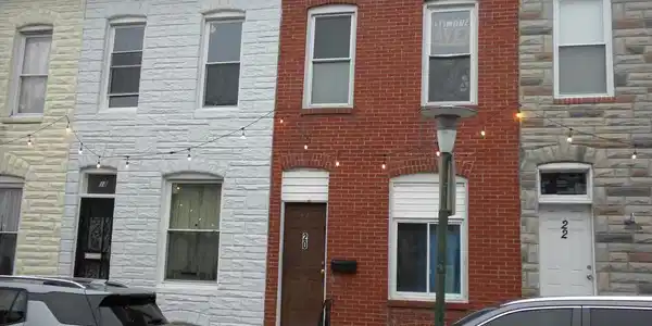 20 DECKER AVENUE