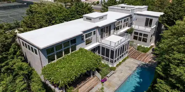 278 RIVIERA DRIVE