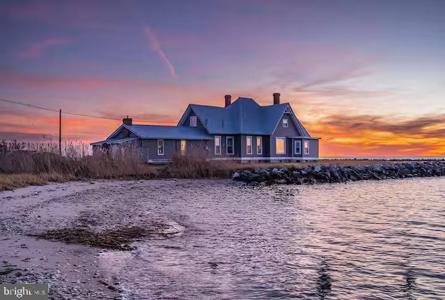 1 LAVALLETTE