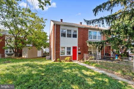 2076 LARKHALL ROAD