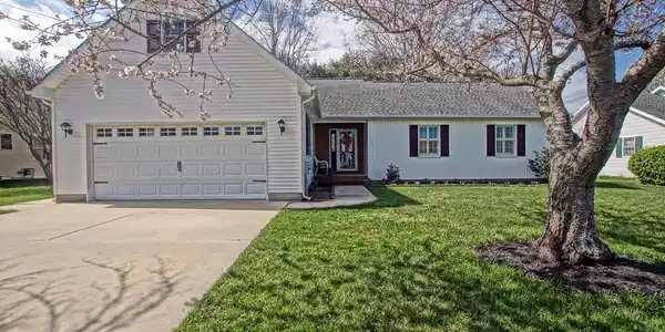 21 SANDPIPER DRIVE