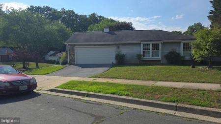 848 DEERWOOD COURT