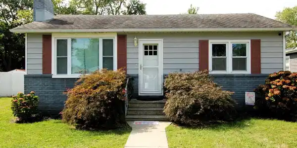 30 WILDWOOD AVENUE