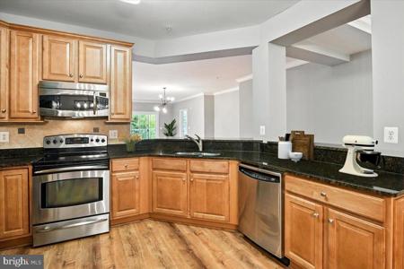 2700 WILLOW OAK DRIVE