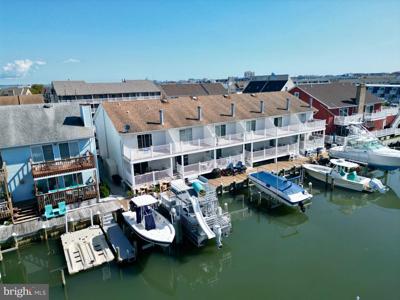 607 BAYSHORE COURT
