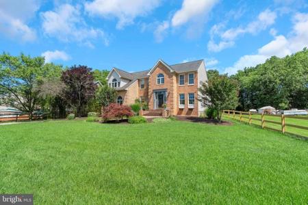 7124 GRACES QUARTERS