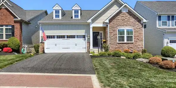 308 GALLANT FOX DRIVE