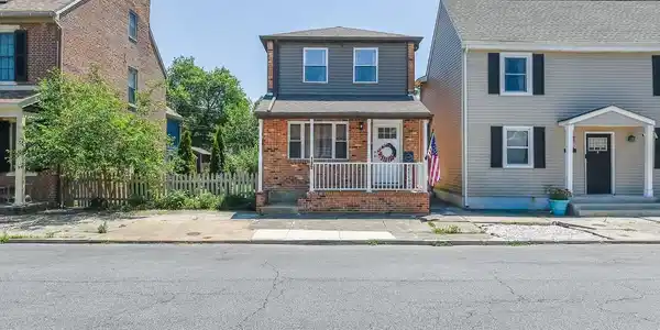 139 CLINTON STREET