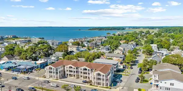 2107D COASTAL HIGHWAY