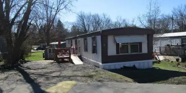 10 SADDLER AVENUE
