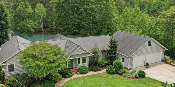 174 ARLINGTON FARM