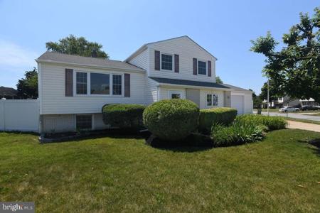 35 COMMONWEALTH BOULEVARD