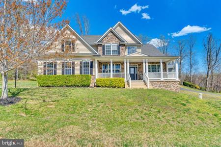 2804 QUEENSBERRY DRIVE