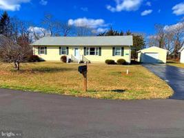 117 E QUAIL TRAIL