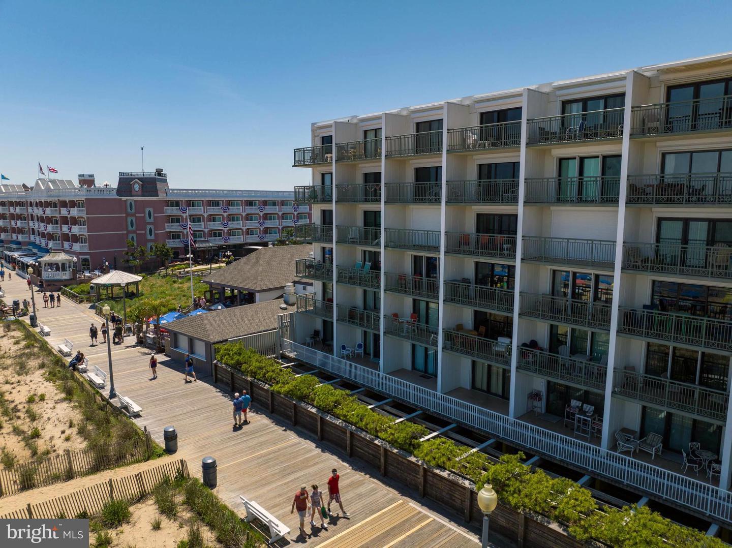 2 VIRGINIA AVENUE, REHOBOTH BEACH, DE lhrmls01562831